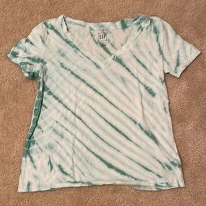 Gap t shirt